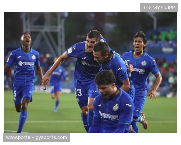 拉莫斯谈4-2-3-1体系：西班牙人战术转型的技术细节